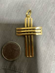 Vendo Crucifixo De Ouro 18k , 10 Gramas