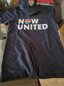 Bon E Camiseta Now United