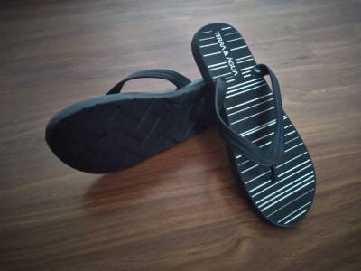 Chinelo Terra E gua Preto/preto - Entrego