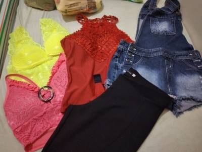 Lote De Roupas Tamanho M Retirada Ocidental Friburgo