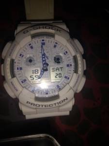 Urgente Indissimo G-schock Original Ga-100-a Branco Lindo Muito Top S R$250,00