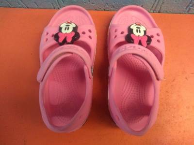 Sandlia Crocs Funlab Disney Original