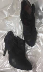 Vendo Estes Sapatos De Salto Usados-leia A Descriao