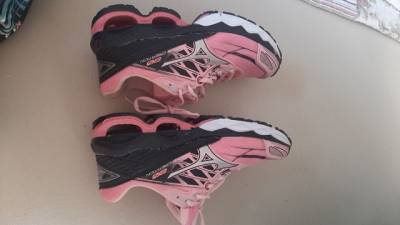 Mizuno Wave Creation