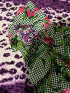 Blusa Xadrez Com Flores