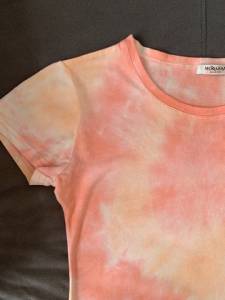 Camiseta Feminina Tie-dye (tamanho M)