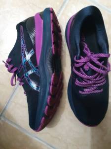 Tnis  Asics  38 Novo