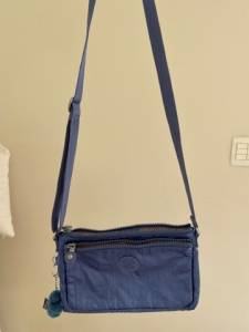 Bolsa Kipling Transversal Azul Perolado Original