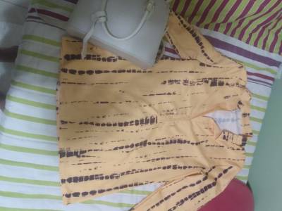 Blusa Com Decote Em V