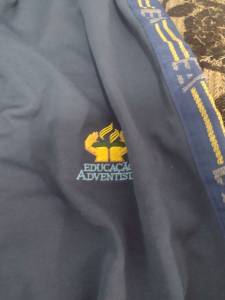 Fardamento Da Escola Adventista Semi Novo Cala E Camisa/. Aceita Carto