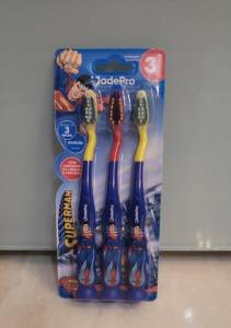 Escova Dental Superman Infantil C/3 Unidades Ultimas Unidades Promoo