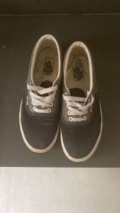 Tnis Vans