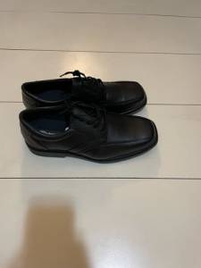 Vendo Sapato Social 41/42 -novo