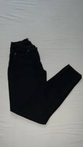 Cala Jeans Feminina Importada (tamanho 28) Paige