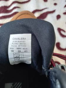 Bota Cavalera Original Em Couro, Tamanho 38