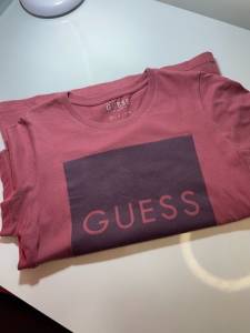 Camiseta Guess