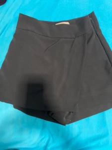 Short Saia Preto