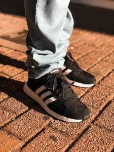 Tnis Adidas Runs 60