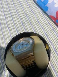 Swatch Srie Ouro Pirmide