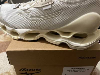 Mizuno Wave Propheey Beta B42