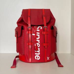 Mochila Louis Vuitton Supreme