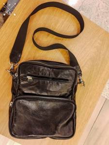 Bolsa Masculina Em Couro