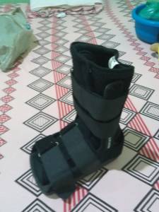 Eu Estou Vendendo Duais Botas Ohotopetica Por 200,00 Reais