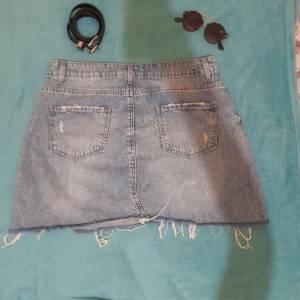 Saia Jeans ( Veste 44)