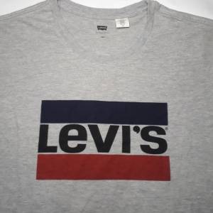 Camiseta Levis Cinza - Clssica - Original