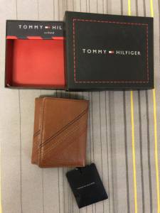 Carteira  Tommy Hilfiger Nova