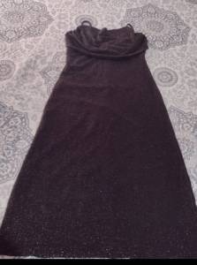 Vestido Semi Longo Preto Com Dourado