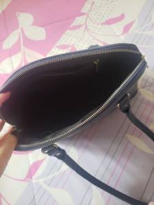 Vendo Bolsa Original De Couro Por R$110,00