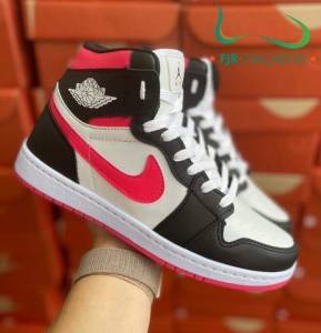 Botinha Nike Air Jordan Preto/rosa (promoo)