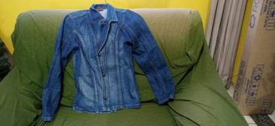 Vende Jaqueta Jeans