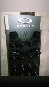 Expositor De Tnis Oakley