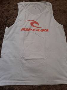 Vendo 2 Camiseta Da Rip Curl Nova