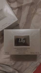 Perfume E Hidratante Lily