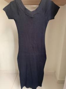 Vendo Vestido Midi De Bandagem Preto