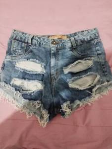 Vendo Shorts Jeans E Uma Saia Jeans