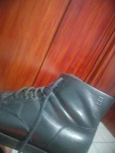 Bota Colcci De Couro Original Usada Por R$ 50 Reais.