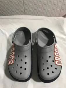 Vendo Crocs Tam 40