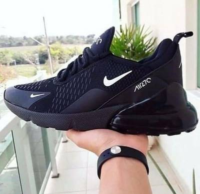 Nike 270