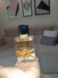 Vende - Perfume Libre, 50ml, Original, Pouqussimo Usado