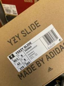 Yeezy Slide