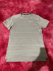 Camiseta Nike Tamanho M