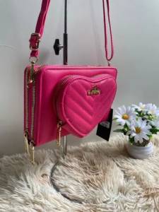 Bolsas Heart Feminina