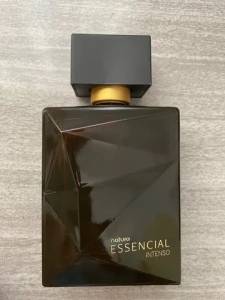 Perfume Natura Essencial Intenso