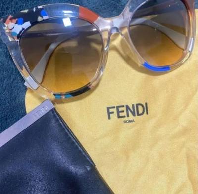 culos Original Fendi De R$2300,00 Por R$650,00