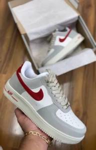 Tnis Nike Air Force 1