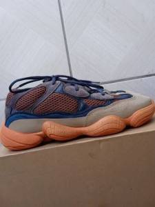 Tnis Adidas Yeezy 500 Enflame